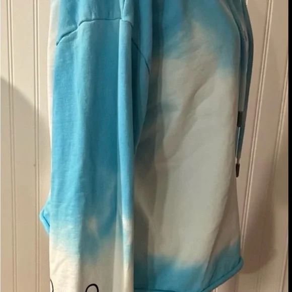 GUESS X FriendsWithYou Cloud Hoodie - Picture 3 of 8